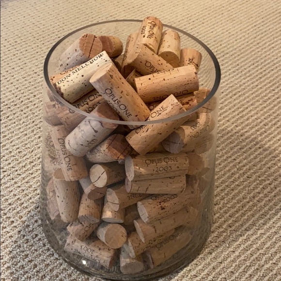 WINE CORKS AND GLASS VASE 123 - Picture 5 of 5